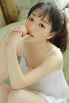 三块广告牌